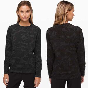 Lululemon 2019 Camouflage Crew Neck Scuba Sweatshirt Pocket Camo Size‎ 8 Sweater